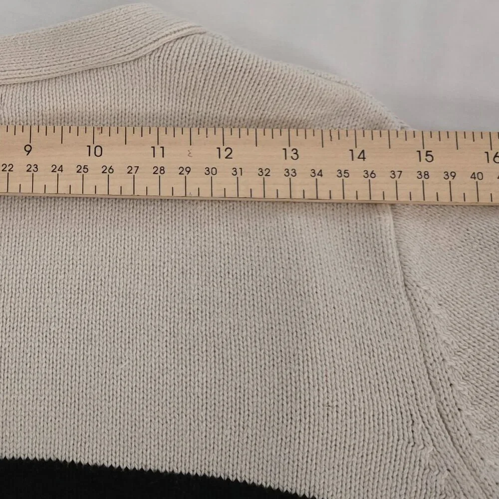 H&M women's Cardigan crewneck sweater, size Large. - Picture 9 of 9